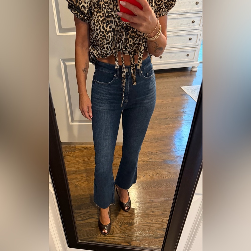 NWT LOFT high rise kick crop jeans 0/25.